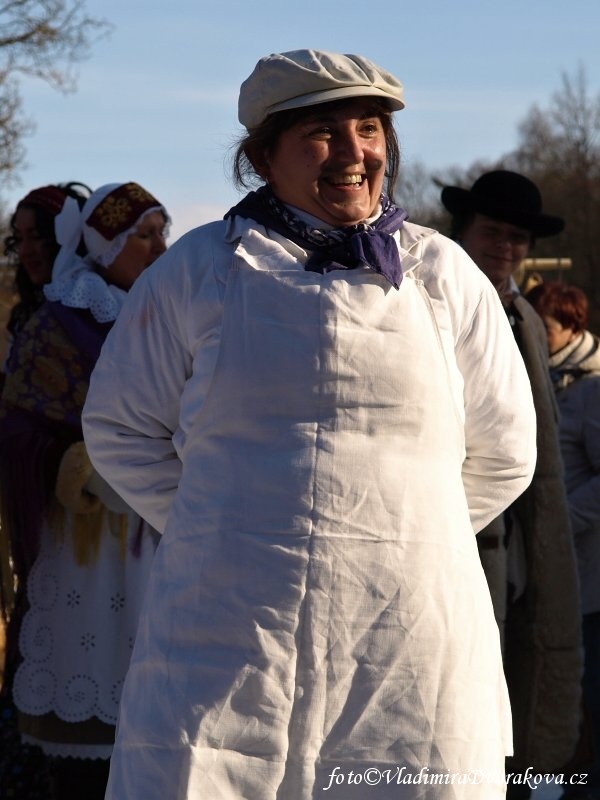 Masopust 2013 na Sychrově - folklorní soubor Horačky (9)