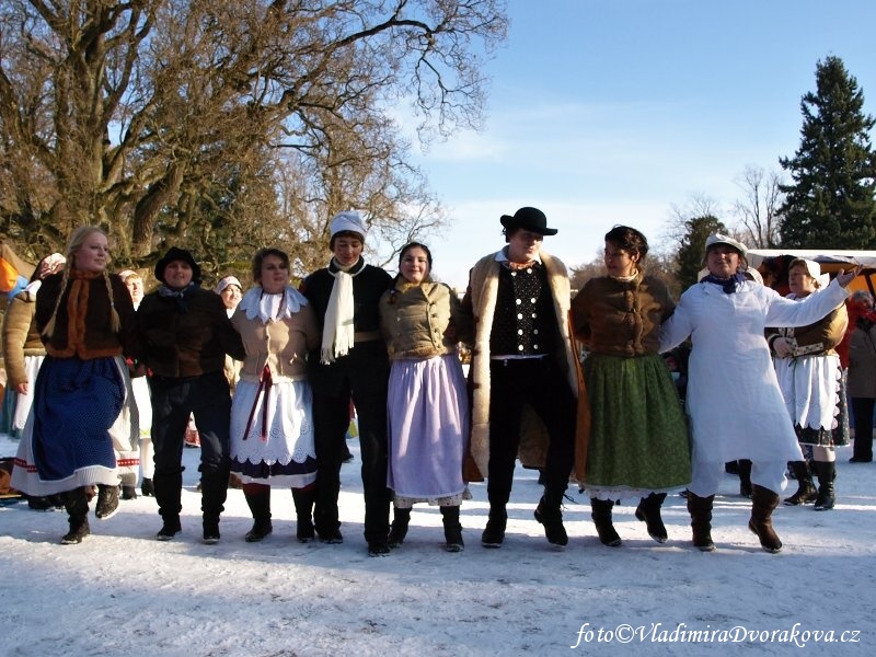 Masopust 2013 na Sychrově - folklorní soubor Horačky (59)