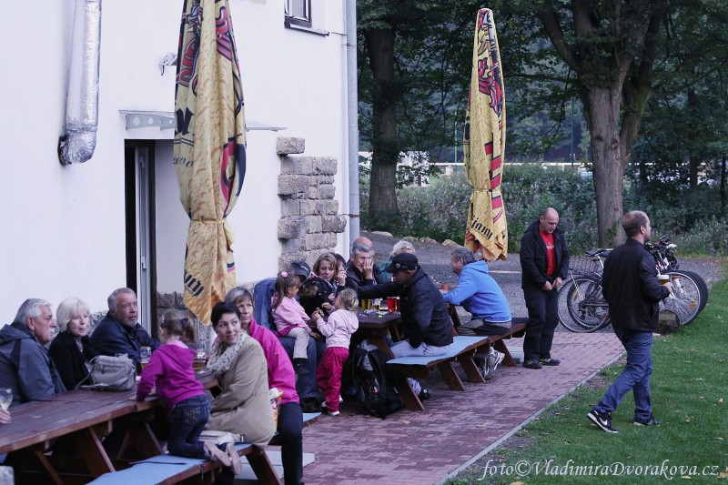 Hamrovská pouť 2013 a vystoupení hudební skupiny KONTAKT. (12)